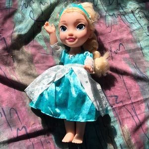 Talking doll , speaks English and Spanish